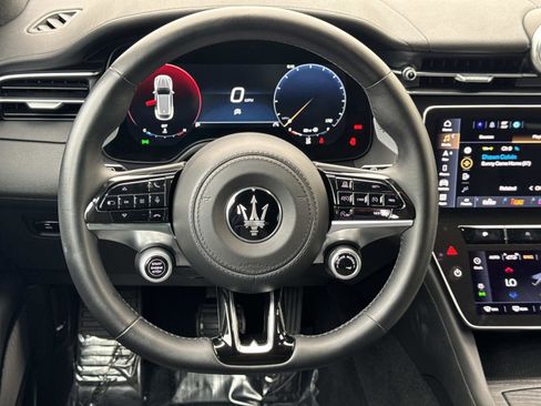 Used 2023 Maserati Grecale GT AWD/4WD image 8