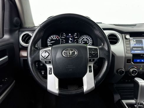 Used 2020 Toyota Tundra Limited w/ Limited Premium Package AWD/4WD image 28