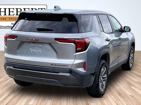 Used 2026 GMC Terrain Elevation AWD/4WD image 5