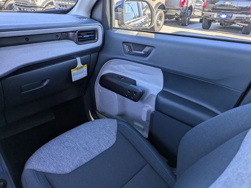 New 2025 Ford Maverick XLT w/ XLT Luxury Package image 18