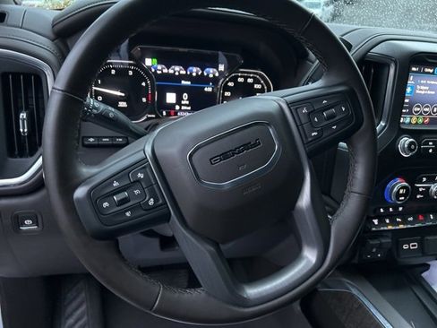 Used 2023 GMC Sierra 2500 Denali w/ Denali Ultimate Package image 26