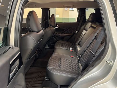 Used 2022 Mitsubishi Outlander SEL image 21