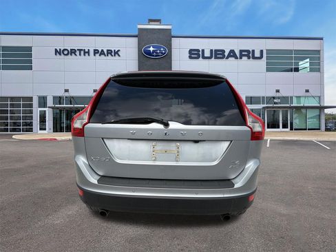 Used 2013 Volvo XC60 T6 AWD/4WD image 4