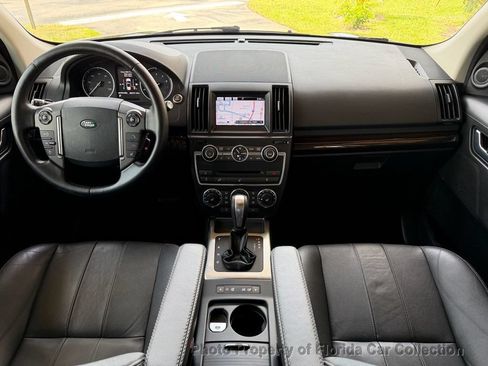 Used 2014 Land Rover LR2 AWD/4WD image 43