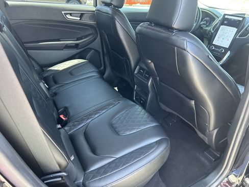 Used 2024 Ford Edge Titanium AWD/4WD image 19