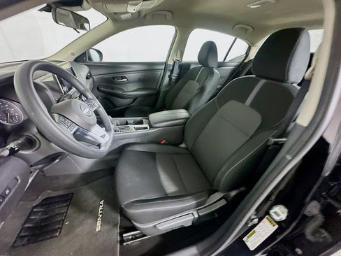Used 2025 Nissan Sentra SV image 13