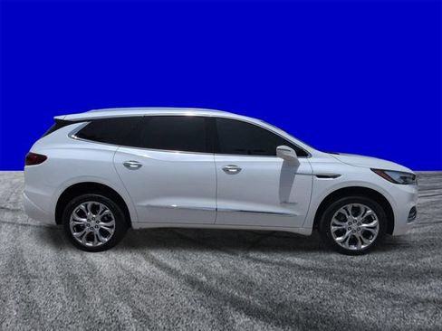 Used 2020 Buick Enclave Avenir w/ Avenir Technology Package AWD/4WD image 3