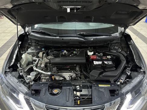 Used 2018 Nissan Rogue S image 12