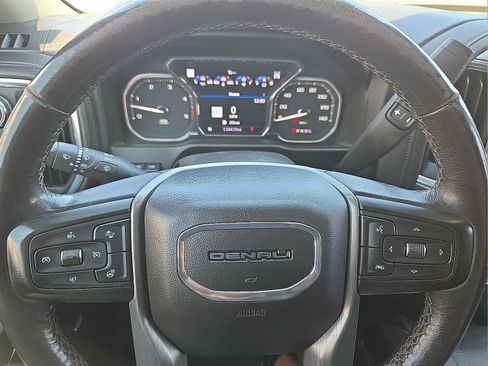 Certified 2023 GMC Sierra 2500 Denali w/ Denali Ultimate Package AWD/4WD image 4