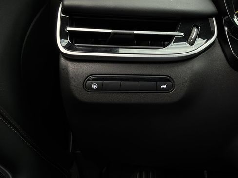 Used 2026 INFINITI QX60 Luxe FWD image 28
