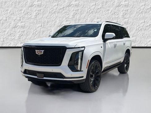 Used 2025 Cadillac Escalade Sport w/ Touring Package AWD/4WD image 7