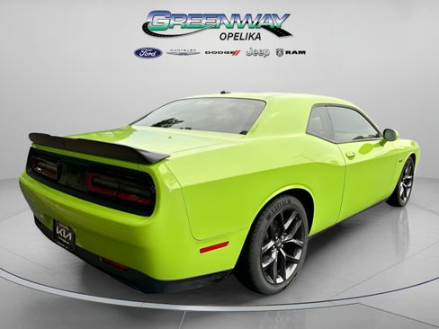 Used 2023 Dodge Challenger R/T w/ Blacktop Package RWD image 9