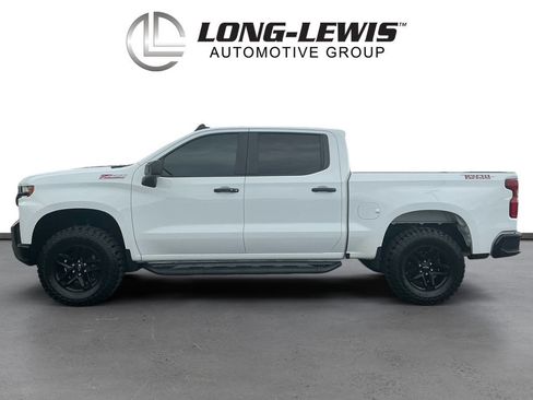 Used 2021 Chevrolet Silverado 1500 LT Trail Boss AWD/4WD image 2