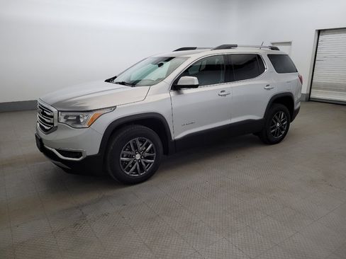 Used 2019 GMC Acadia SLT AWD/4WD image 2