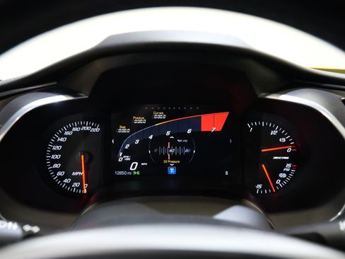 Used 2017 Chevrolet Corvette Z06 w/ Z07 Performance Package RWD image 35