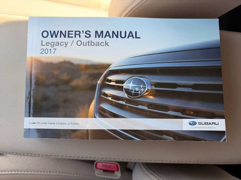 Used 2017 Subaru Outback 2.5i Premium w/ Popular Package #2 AWD/4WD image 49