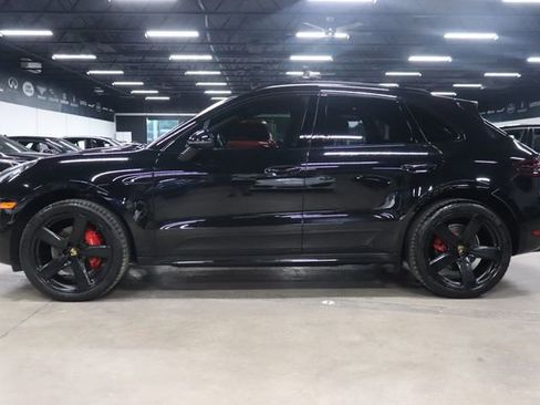 Used 2018 Porsche Macan GTS AWD/4WD image 2