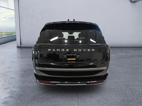 Used 2024 Land Rover Range Rover Long Wheelbase SE AWD/4WD image 4