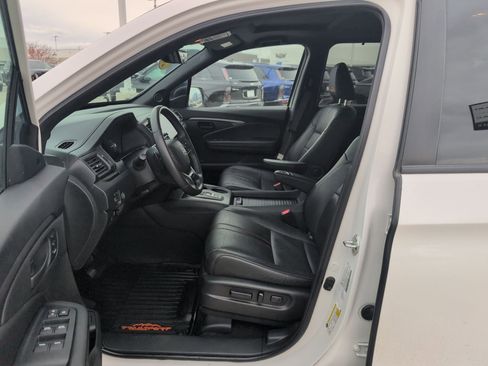 Used 2023 Honda Passport TrailSport image 26