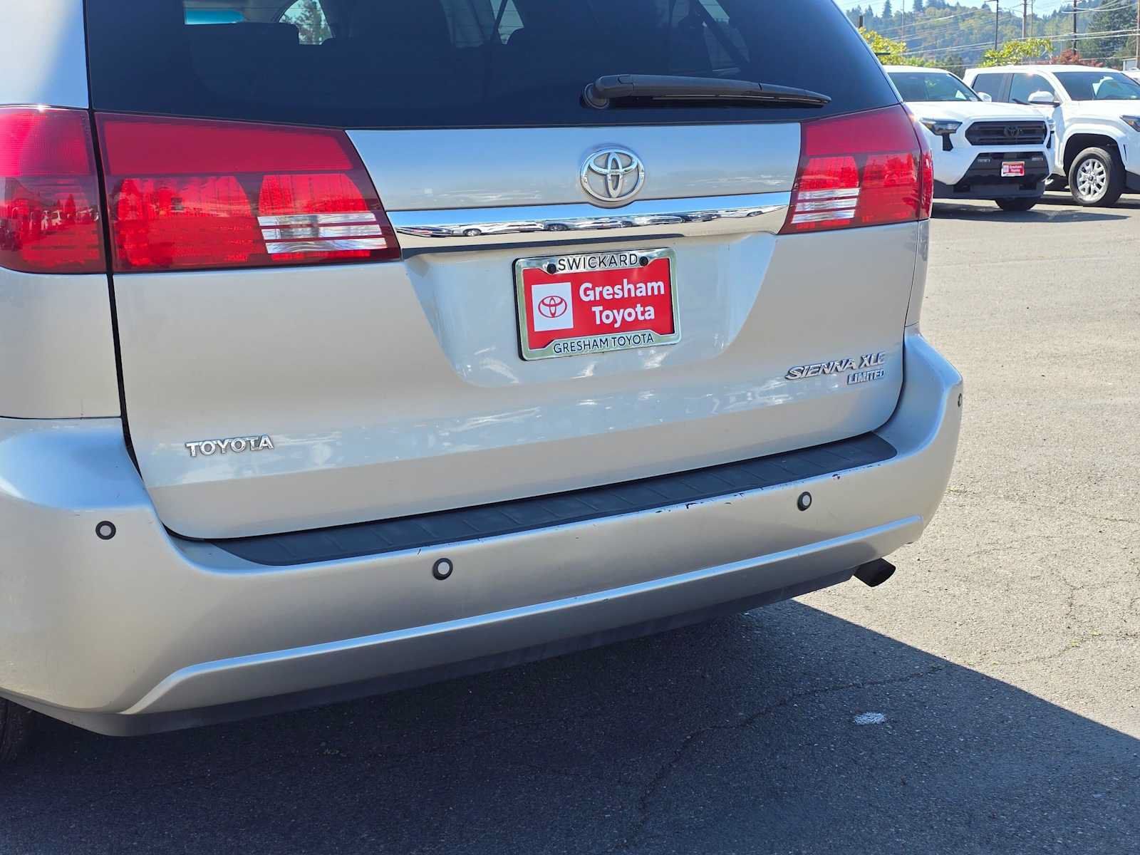 Used 2005 Toyota Sienna XLE Limited w/ XLE Limited Pkg 1 FWD image 16