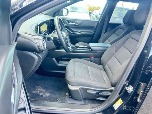 Used 2025 Chevrolet Equinox LT image 27