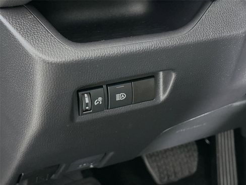 Used 2025 Toyota RAV4 XLE image 14