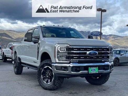 New 2026 Ford F250 XLT w/ XLT Premium Package AWD/4WD image 1