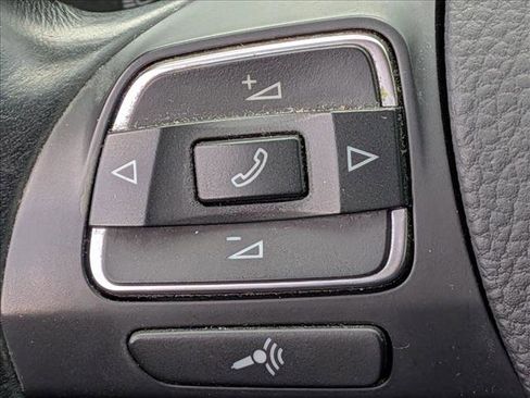 Used 2013 Volkswagen Passat 2.5 SE FWD image 6