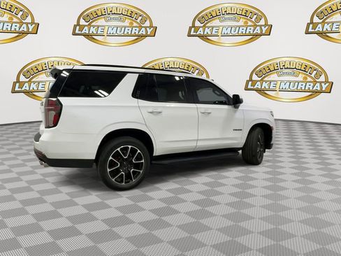 Used 2022 Chevrolet Tahoe RST w/ Sport Performance Package image 3