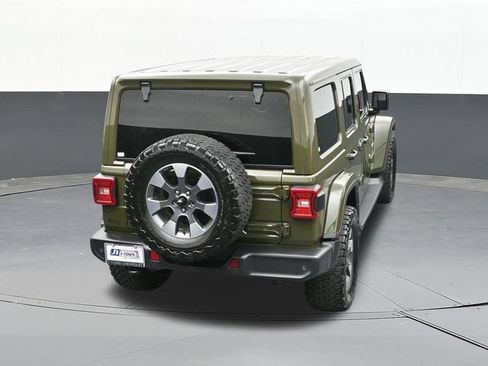 Used 2022 Jeep Wrangler Unlimited Sahara AWD/4WD image 63