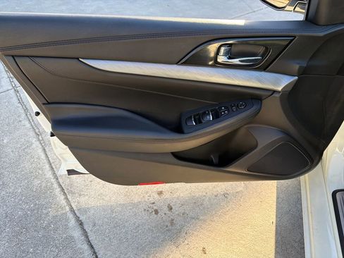 Used 2018 Nissan Maxima 3.5 S image 16