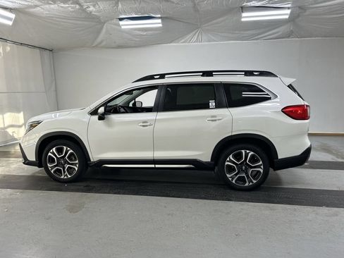 Used 2023 Subaru Ascent Limited AWD/4WD image 6