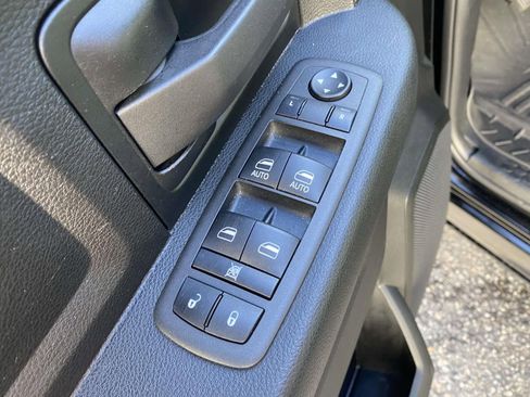 Used 2022 RAM 1500 Tradesman w/ Tradesman SXT Package AWD/4WD image 18