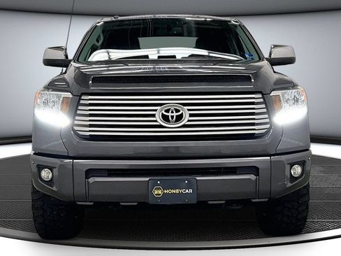 Used 2017 Toyota Tundra Platinum AWD/4WD image 2