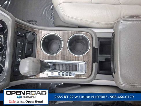 Used 2017 GMC Acadia Limited SLT image 25