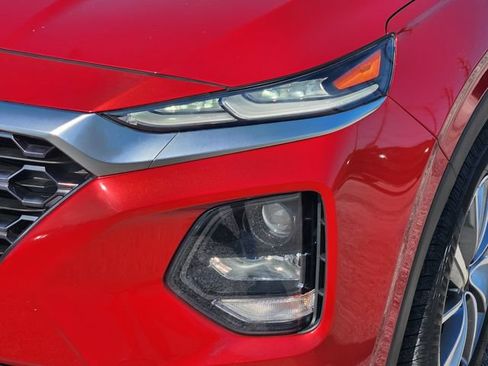 Used 2019 Hyundai Santa Fe SEL FWD image 9