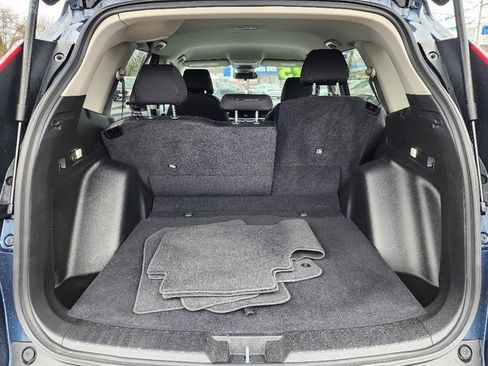 Used 2025 Honda CR-V LX image 17