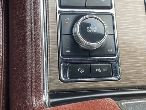 Used 2024 Ford Expedition Max Limited image 27