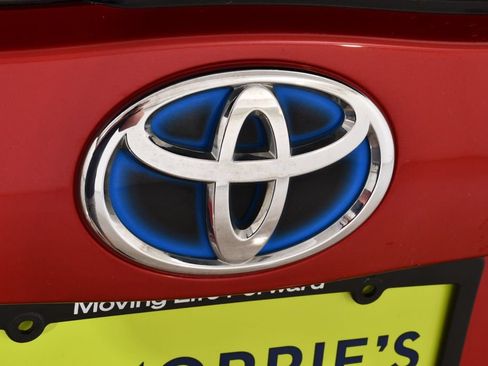 Used 2011 Toyota Prius Two FWD image 21