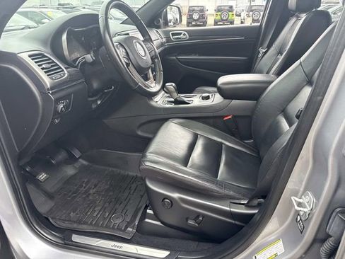 Used 2021 Jeep Grand Cherokee Limited AWD/4WD image 22
