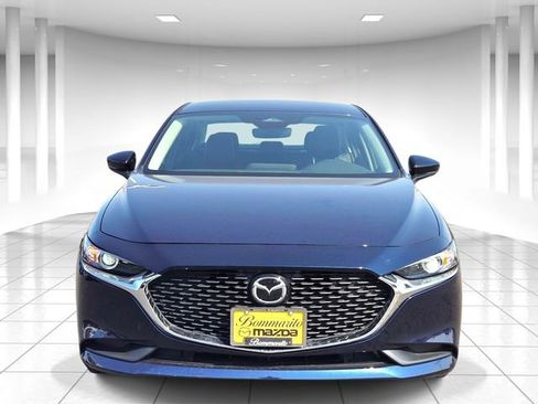 Used 2025 MAZDA MAZDA3 s image 5