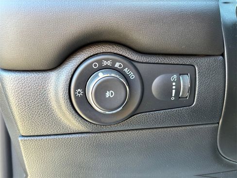 Used 2022 Dodge Durango R/T w/ Quick Order Package 22F image 31