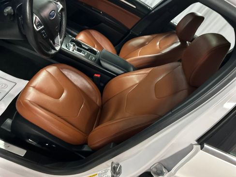 Used 2020 Ford Fusion Titanium image 10