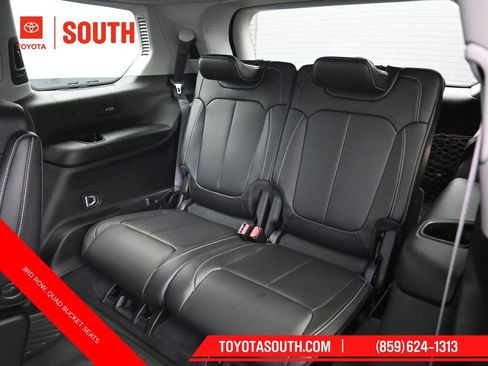 Used 2023 Jeep Grand Cherokee L Limited AWD/4WD image 26
