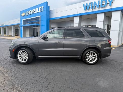 Used 2024 Dodge Durango GT RWD image 2