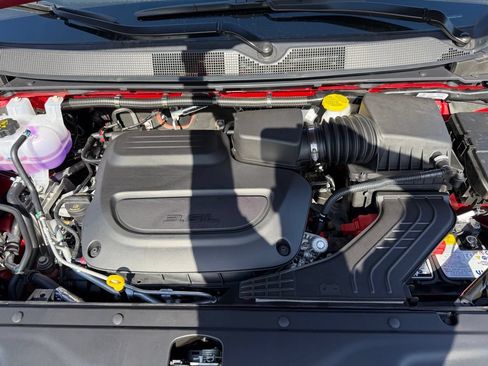 New 2026 Chrysler Pacifica Select FWD image 12