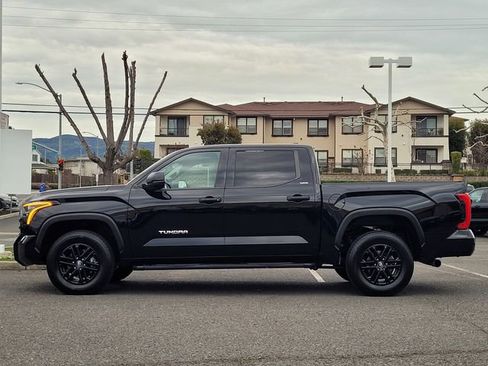 Used 2022 Toyota Tundra SR5 image 9