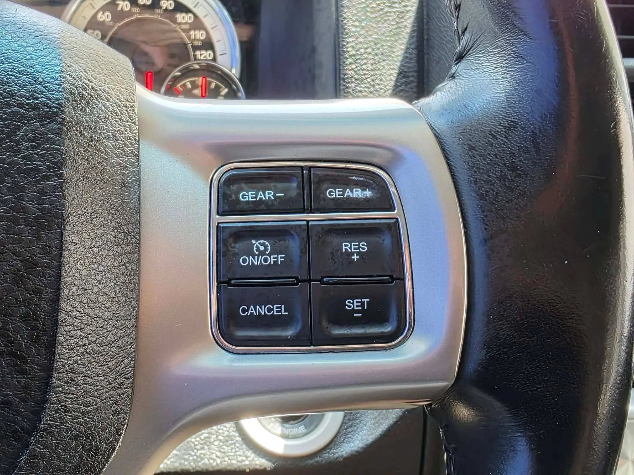 Used 2016 RAM 1500 Laramie w/ Convenience Group AWD/4WD image 20