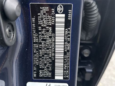 Used 2017 Toyota Camry XLE image 24