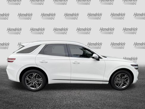 Used 2023 Genesis GV70 2.5T w/ Select Package AWD/4WD image 10